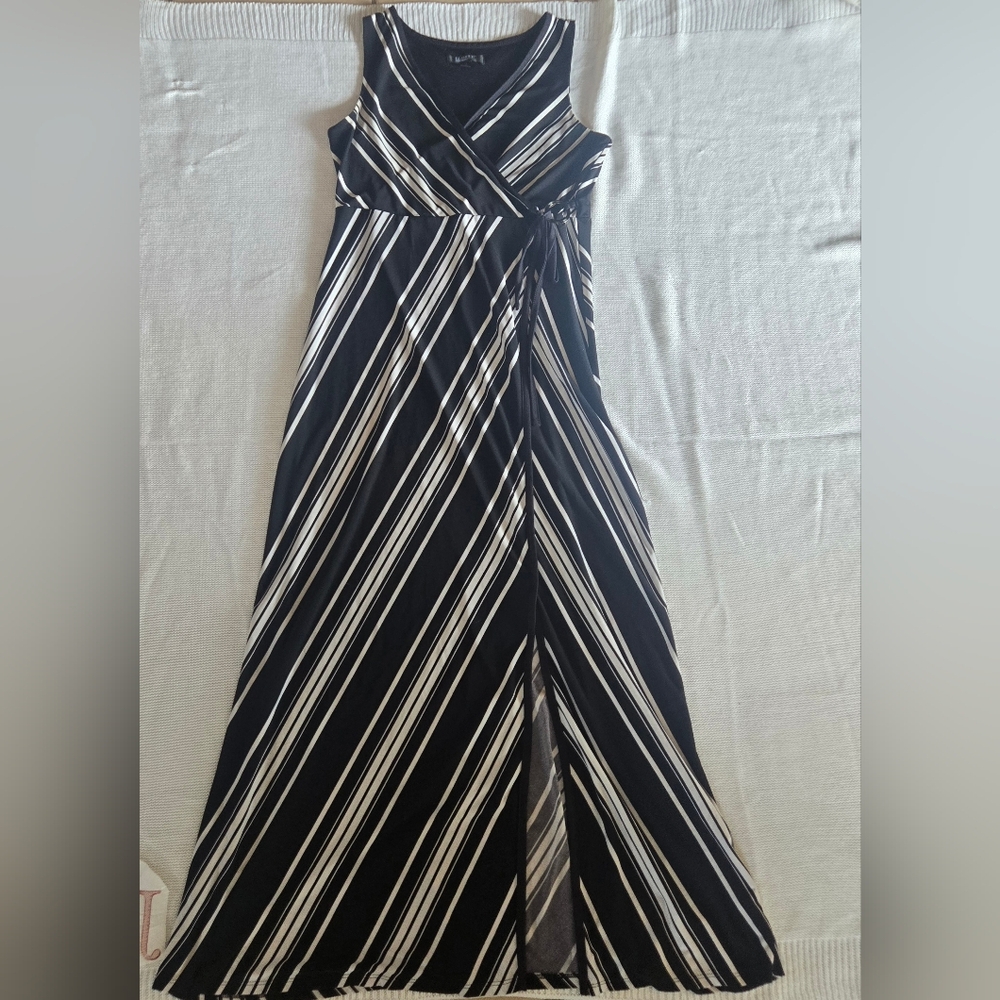 Glamour Black White Stripe Wrap Maxi Dress Sz 10 Sleeveless Flowy Vacation